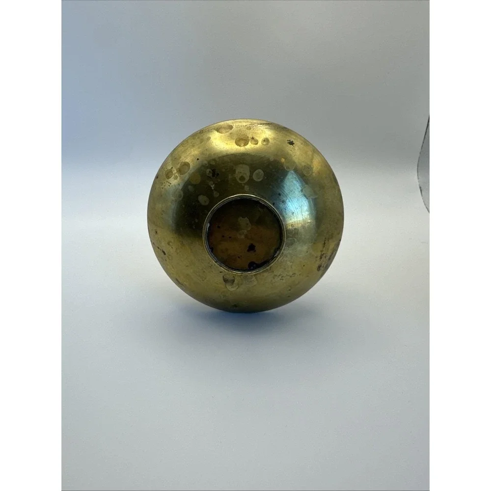 Antique engraved brass Chinese Vase etched dragon‎